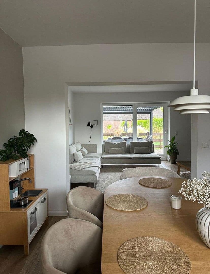 Prodej domu 106 m², pozemek 617 m², Walsrode, Dolní Sasko Prodej domu 106 m², pozemek 617 m², Walsrode, Dolní Sasko