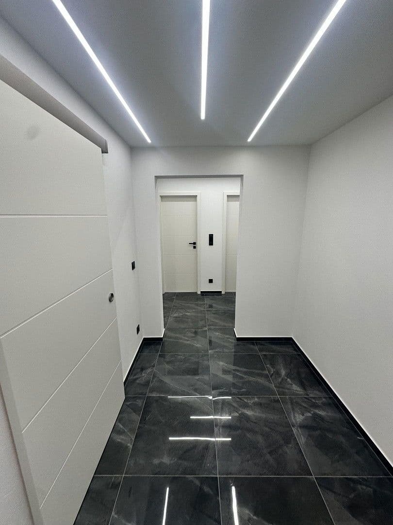 Pronájem bytu 2+kk 67 m², Wölfelstraße 18, Bayreuth, Bavorsko Pronájem bytu 2+kk 67 m², Wölfelstraße 18, Bayreuth, Bavorsko