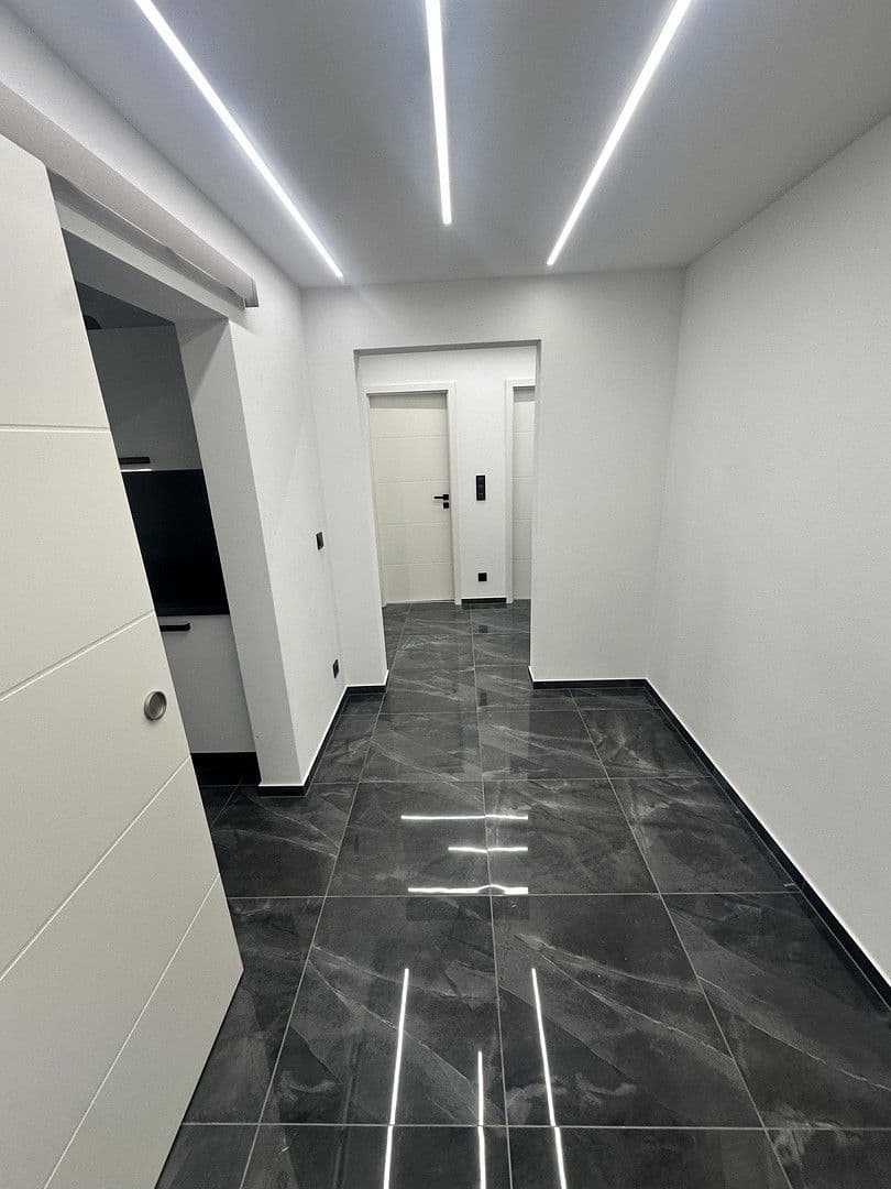 Pronájem bytu 2+kk 67 m², Wölfelstraße 18, Bayreuth, Bavorsko Pronájem bytu 2+kk 67 m², Wölfelstraße 18, Bayreuth, Bavorsko