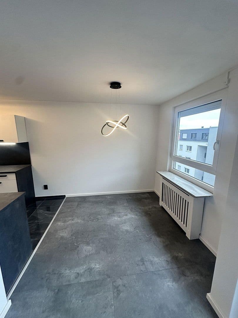 Pronájem bytu 2+kk 67 m², Wölfelstraße 18, Bayreuth, Bavorsko Pronájem bytu 2+kk 67 m², Wölfelstraße 18, Bayreuth, Bavorsko