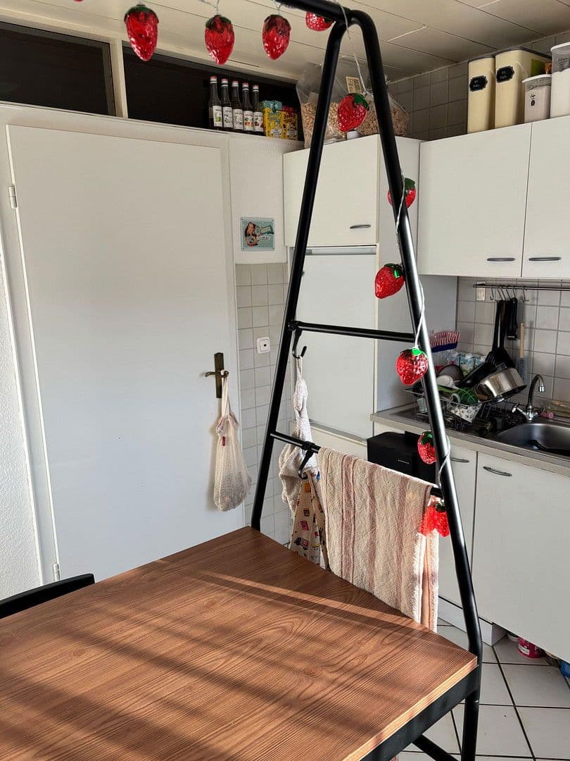 Pronájem bytu 2+1 90 m², Lutherstraße 8, Osnabrück, Dolní Sasko Pronájem bytu 2+1 90 m², Lutherstraße 8, Osnabrück, Dolní Sasko