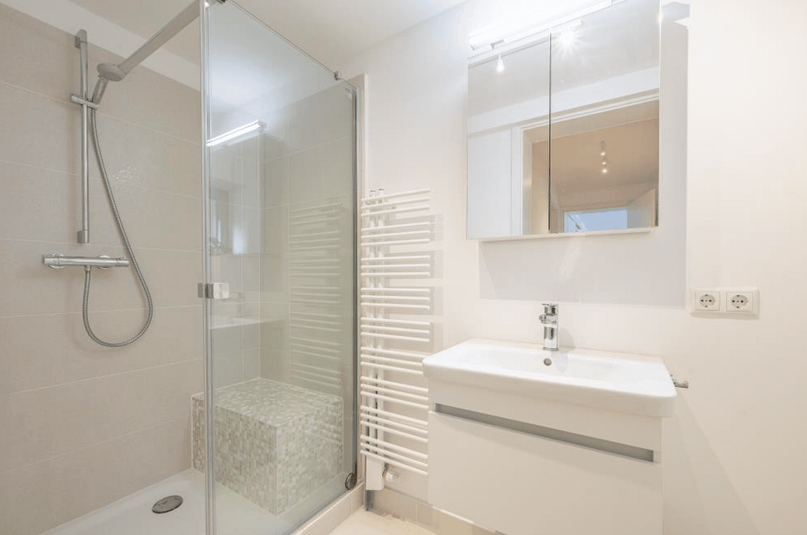 Pronájem domu 150 m², pozemek 376 m², Hamburg, Hamburg Pronájem domu 150 m², pozemek 376 m², Hamburg, Hamburg