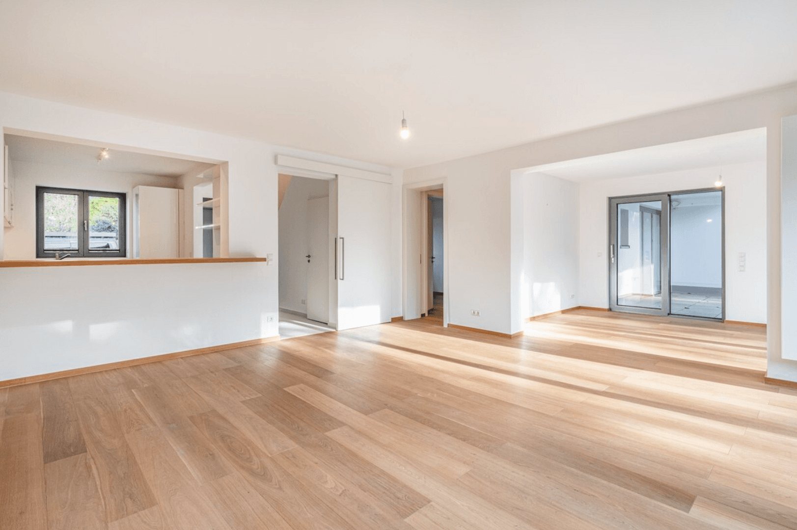 Pronájem domu 150 m², pozemek 376 m², Hamburg, Hamburg Pronájem domu 150 m², pozemek 376 m², Hamburg, Hamburg