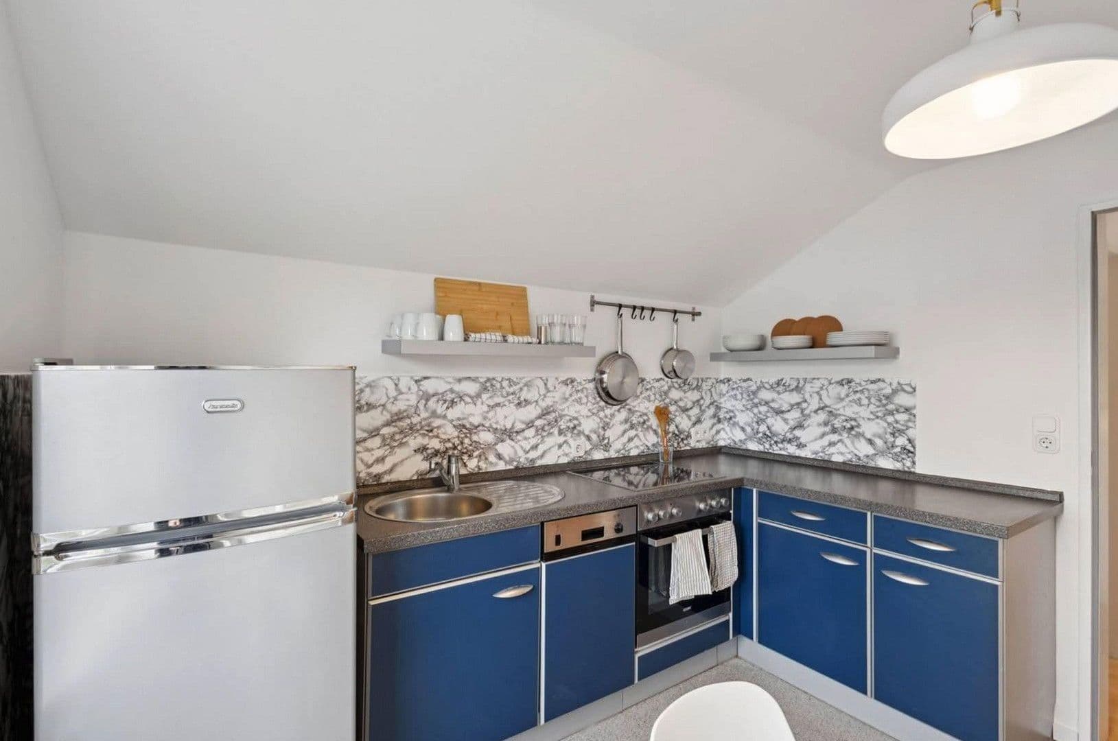 Pronájem bytu 3+1 50 m², Elbogenerstr. 7, Dachau, Bavorsko Pronájem bytu 3+1 50 m², Elbogenerstr. 7, Dachau, Bavorsko