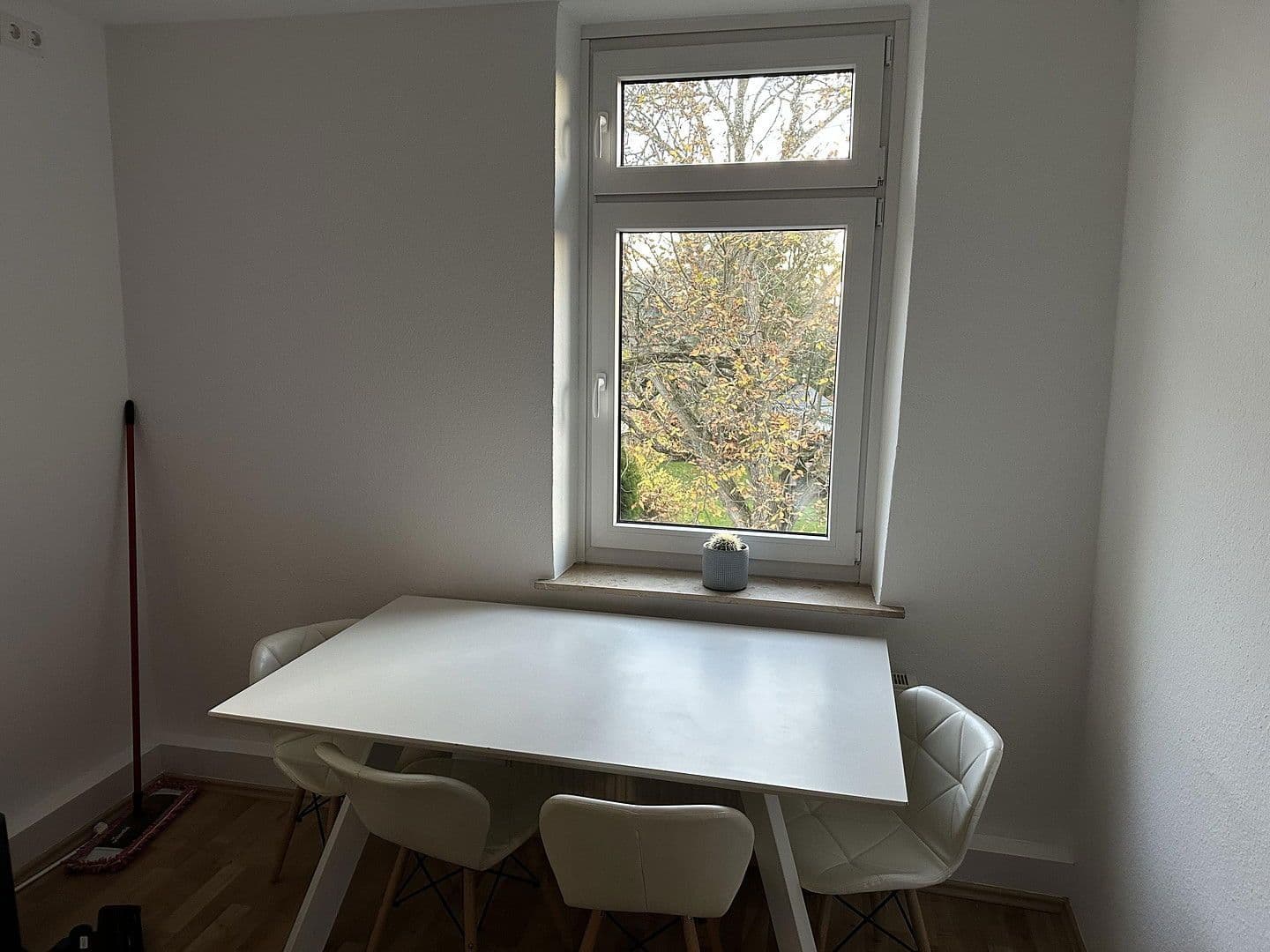 Pronájem bytu 2+1 70 m², Nirmerstraße 61, Cáchy, Severní Porýní-Vestfálsko Pronájem bytu 2+1 70 m², Nirmerstraße 61, Cáchy, Severní Porýní-Vestfálsko