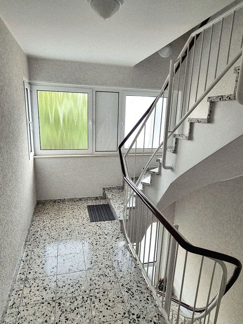 Pronájem bytu 3+kk 119 m², Bochum, Severní Porýní-Vestfálsko Pronájem bytu 3+kk 119 m², Bochum, Severní Porýní-Vestfálsko