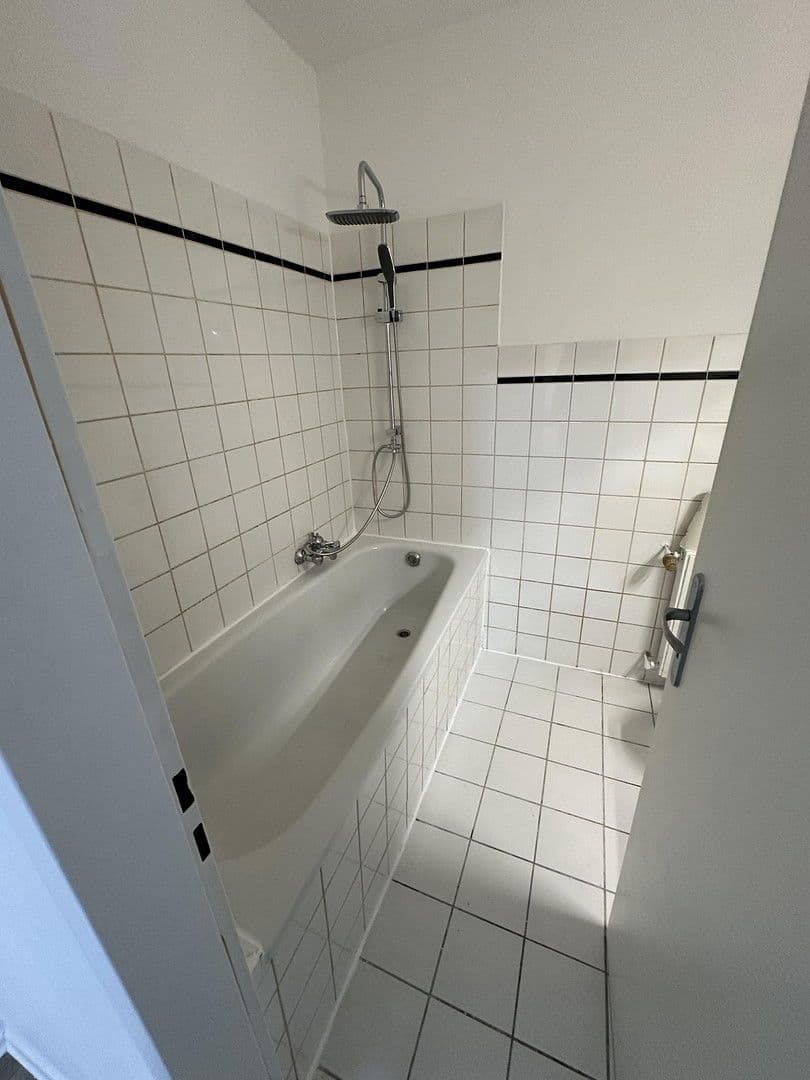 Pronájem bytu 2+1 60 m², Vieringhausen 38, Remscheid, Severní Porýní-Vestfálsko Pronájem bytu 2+1 60 m², Vieringhausen 38, Remscheid, Severní Porýní-Vestfálsko