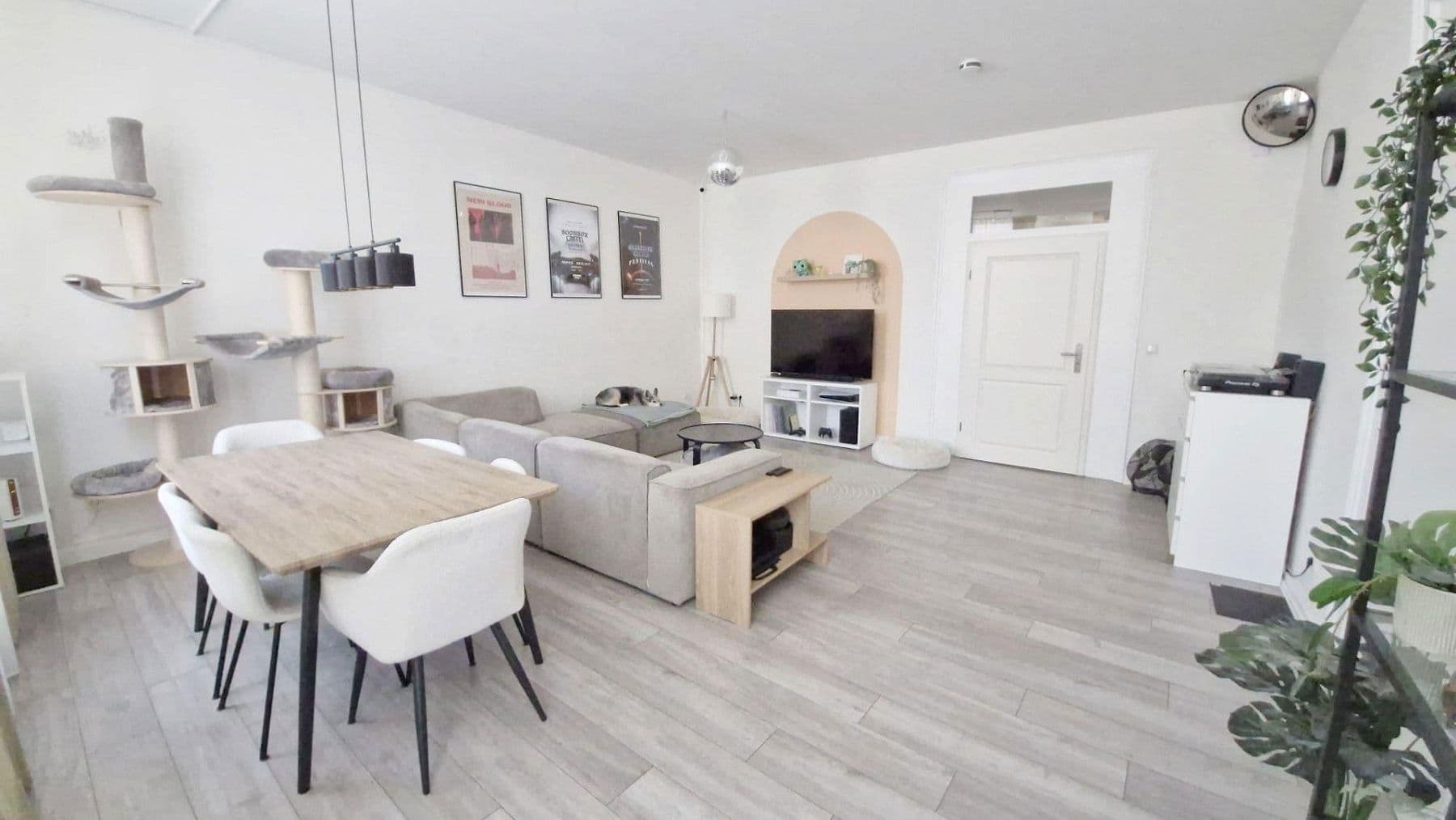 Pronájem bytu 5+1 149 m², Bingen am Rhein, Porýní-Falc Pronájem bytu 5+1 149 m², Bingen am Rhein, Porýní-Falc