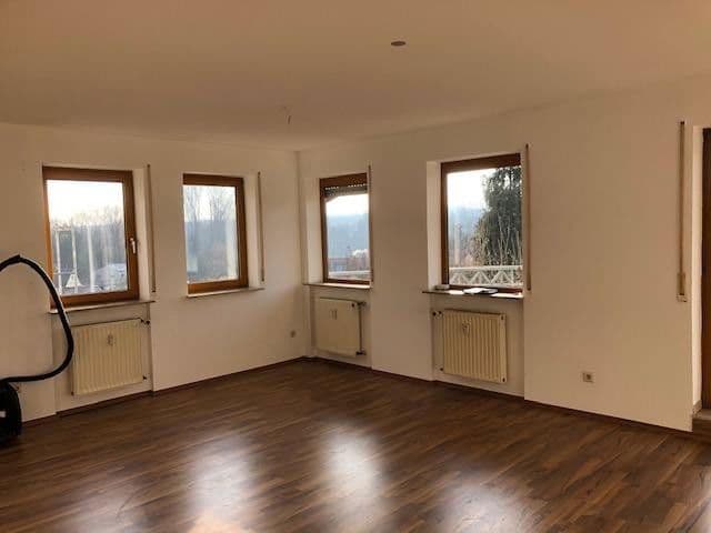 Pronájem bytu 3+1 85 m², Landau, Porýní-Falc Pronájem bytu 3+1 85 m², Landau, Porýní-Falc