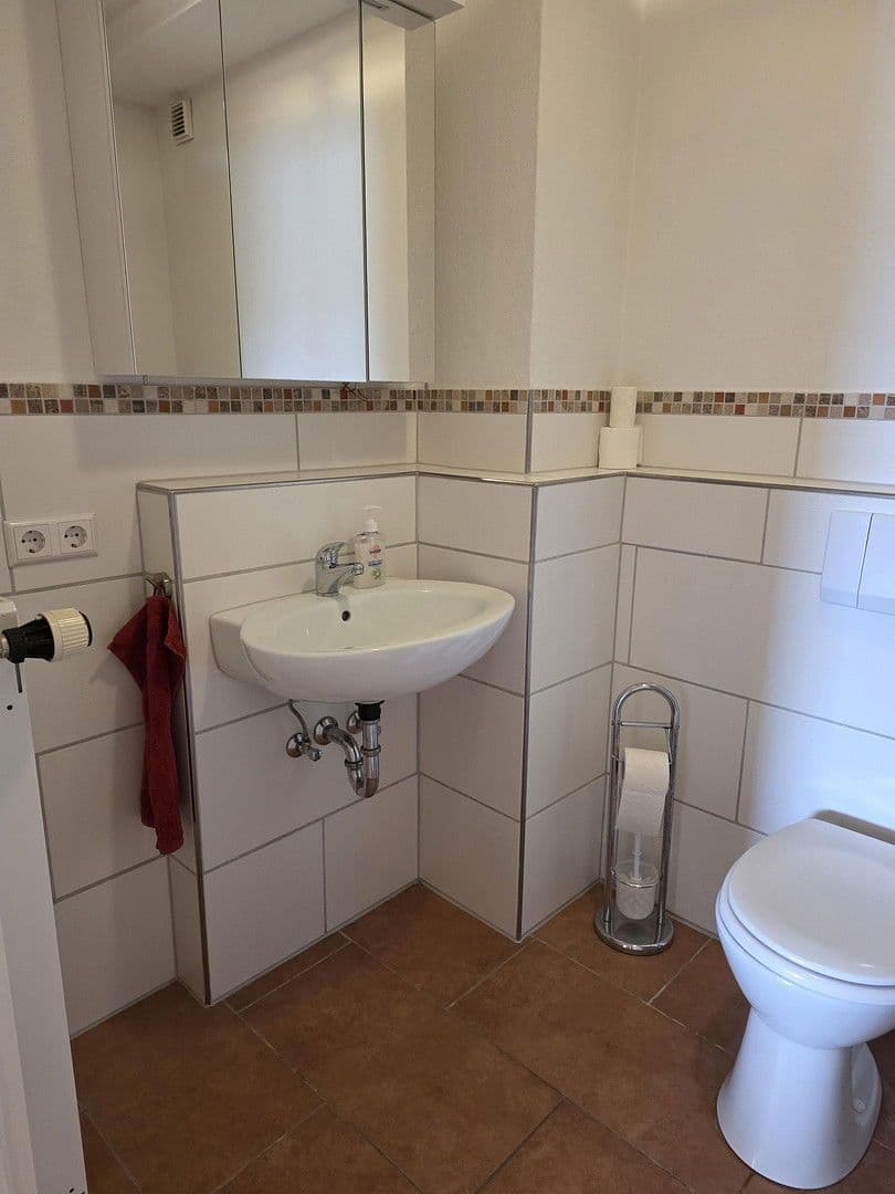 Pronájem bytu 3+1 85 m², Landau, Porýní-Falc Pronájem bytu 3+1 85 m², Landau, Porýní-Falc