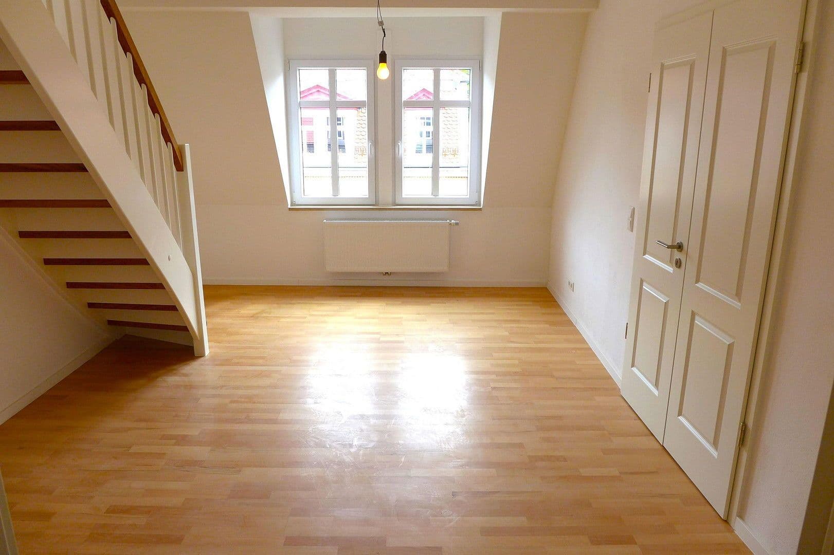 Pronájem bytu 3+1 86 m², Schweppermannstr.0, Nürnberg, Bavorsko Pronájem bytu 3+1 86 m², Schweppermannstr.0, Nürnberg, Bavorsko