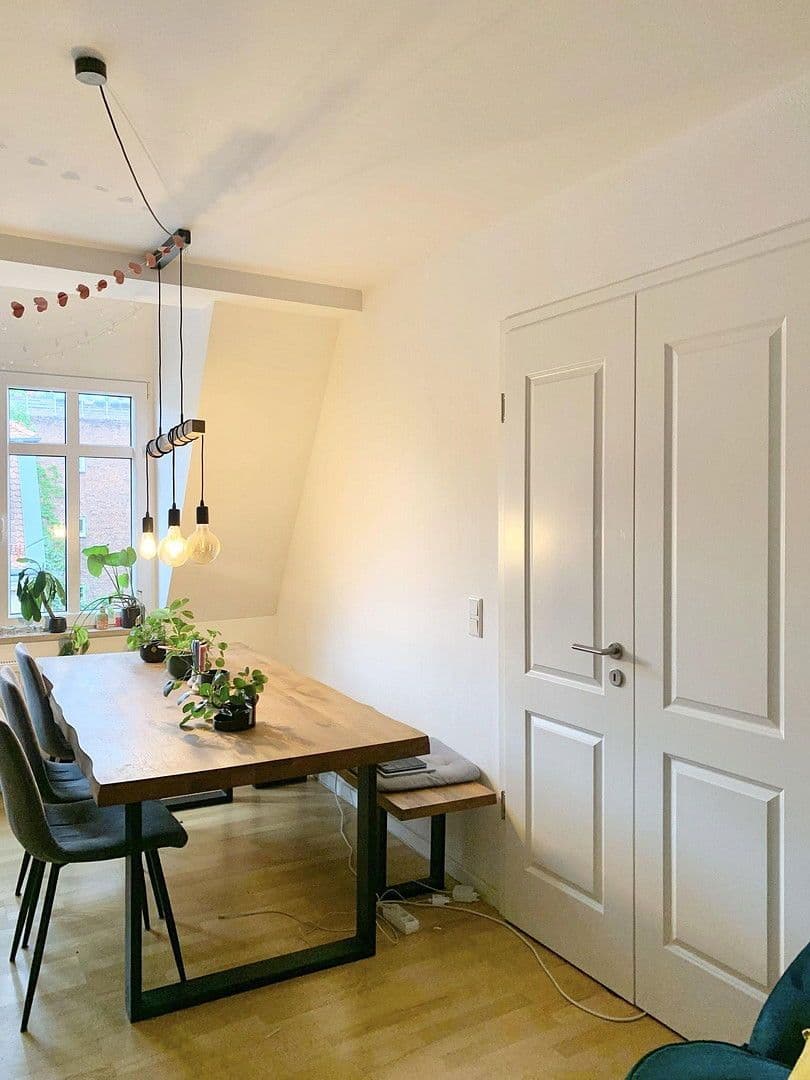 Pronájem bytu 3+1 86 m², Schweppermannstr.0, Nürnberg, Bavorsko Pronájem bytu 3+1 86 m², Schweppermannstr.0, Nürnberg, Bavorsko