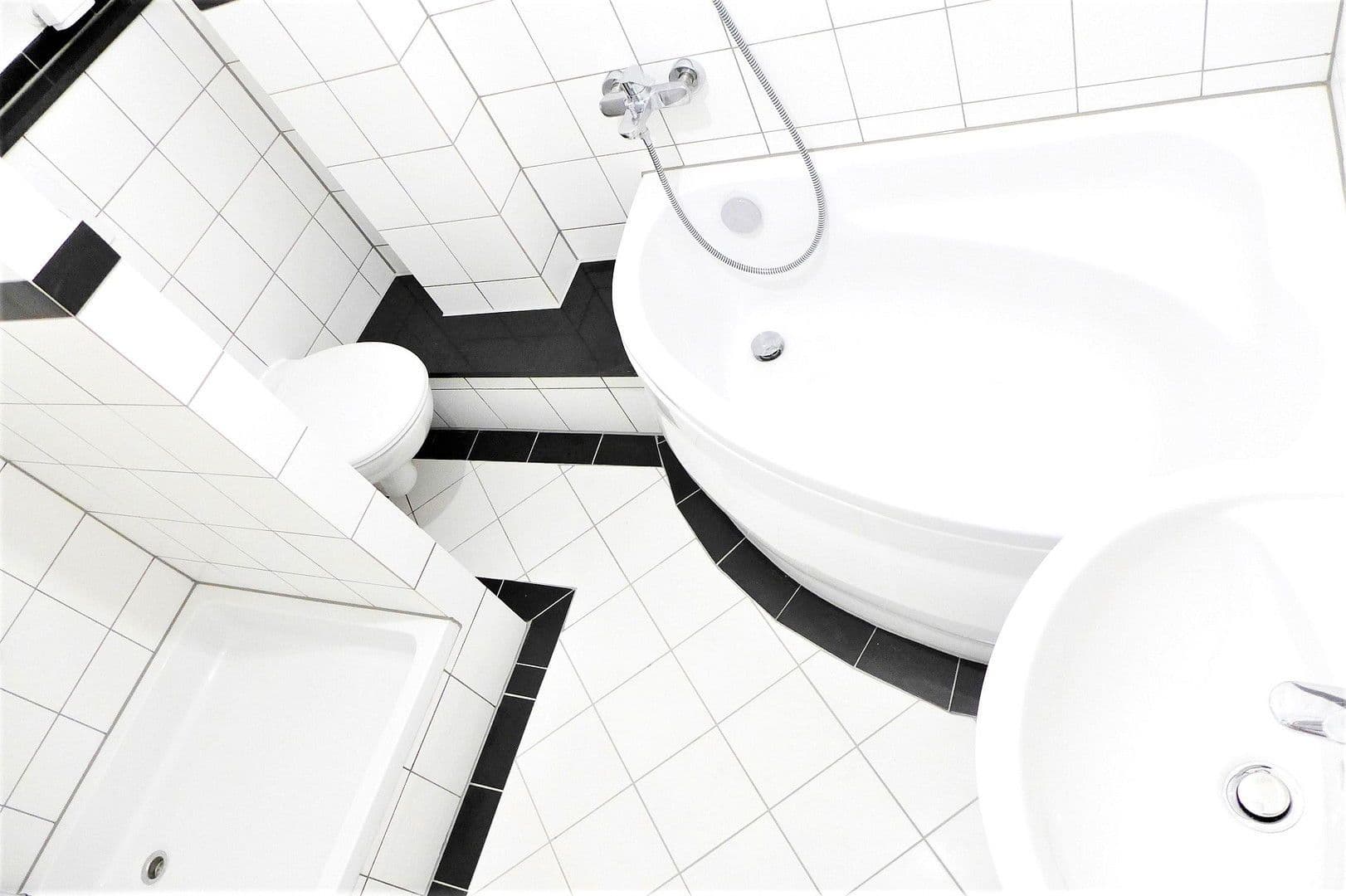 Pronájem bytu 3+1 86 m², Schweppermannstr.0, Nürnberg, Bavorsko Pronájem bytu 3+1 86 m², Schweppermannstr.0, Nürnberg, Bavorsko