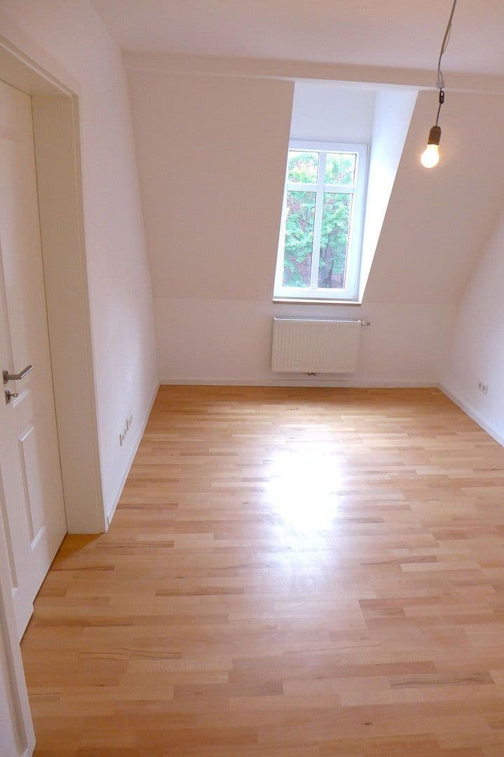 Pronájem bytu 3+1 86 m², Schweppermannstr.0, Nürnberg, Bavorsko Pronájem bytu 3+1 86 m², Schweppermannstr.0, Nürnberg, Bavorsko