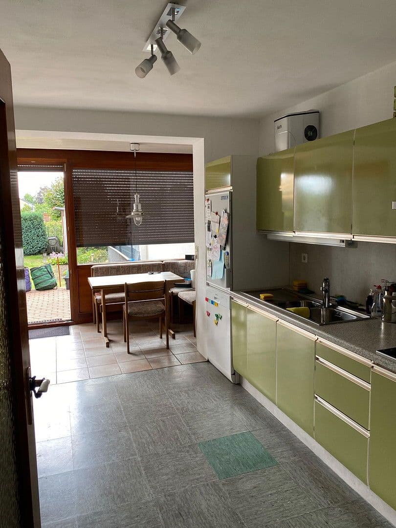 Prodej domu 142 m², pozemek 340 m², Hannover, Dolní Sasko Prodej domu 142 m², pozemek 340 m², Hannover, Dolní Sasko