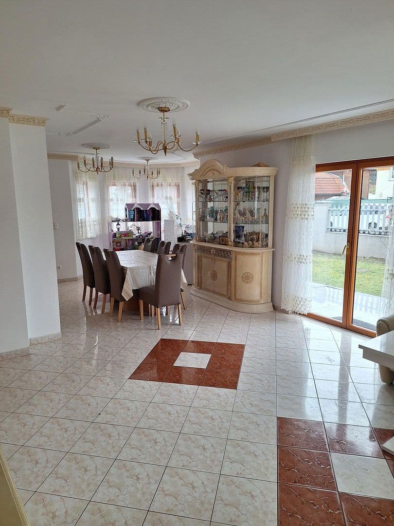 Prodej domu 110 m², pozemek 383 m², Winkeläckerstraße 14, Wien,Floridsdorf, Wien Prodej domu 110 m², pozemek 383 m², Winkeläckerstraße 14, Wien,Floridsdorf, Wien