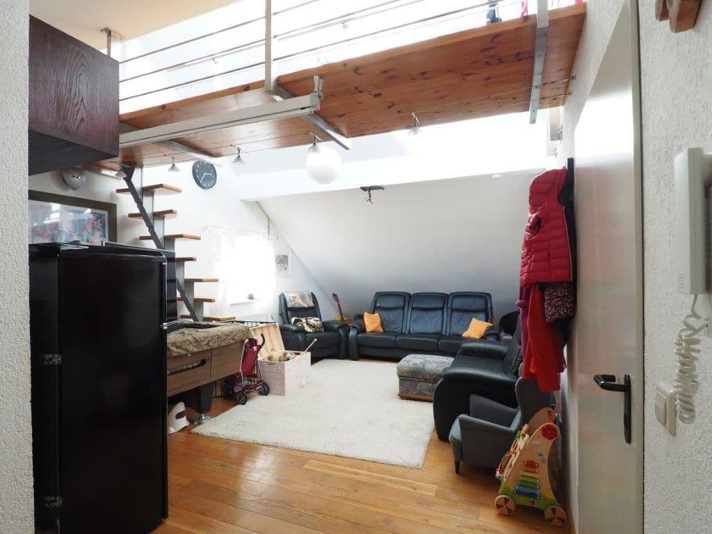 Prodej domu 386 m², pozemek 473 m², Niefern-Öschelbronn, Bádensko-Württembersko Prodej domu 386 m², pozemek 473 m², Niefern-Öschelbronn, Bádensko-Württembersko