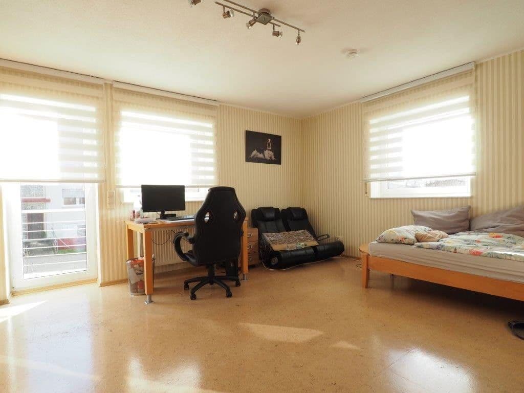 Prodej domu 386 m², pozemek 473 m², Niefern-Öschelbronn, Bádensko-Württembersko Prodej domu 386 m², pozemek 473 m², Niefern-Öschelbronn, Bádensko-Württembersko