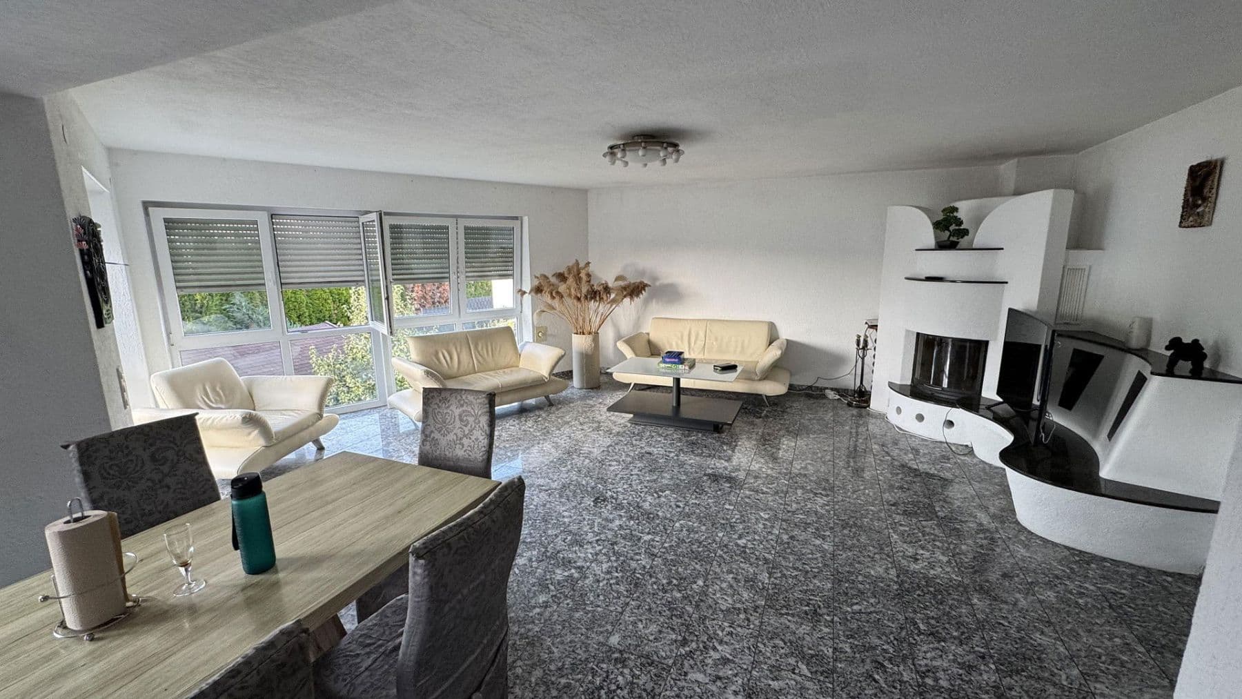 Prodej domu 386 m², pozemek 473 m², Niefern-Öschelbronn, Bádensko-Württembersko Prodej domu 386 m², pozemek 473 m², Niefern-Öschelbronn, Bádensko-Württembersko