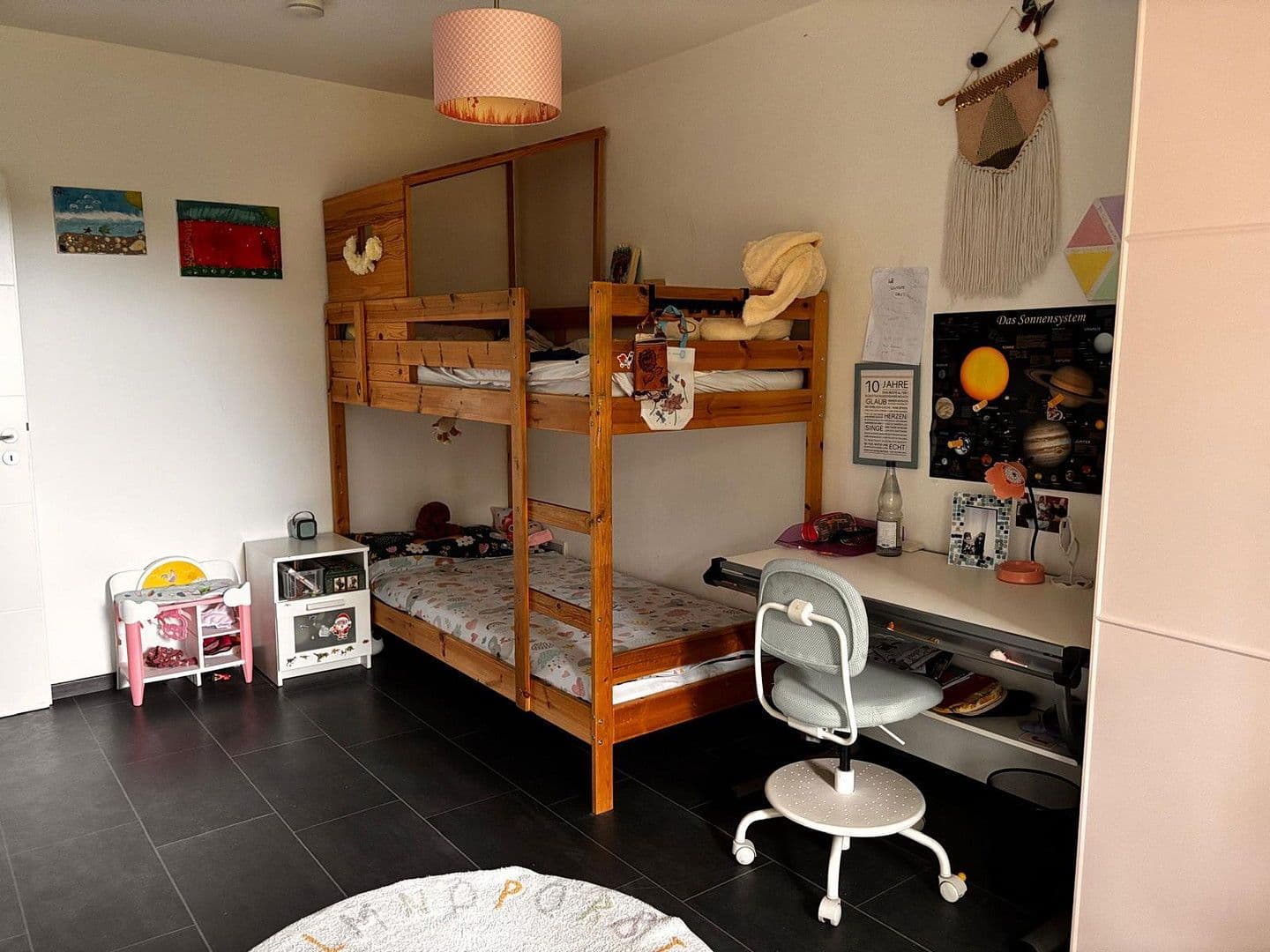 Prodej bytu 4+1 100 m², Allinger Straße 149, Puchheim, Bavorsko Prodej bytu 4+1 100 m², Allinger Straße 149, Puchheim, Bavorsko