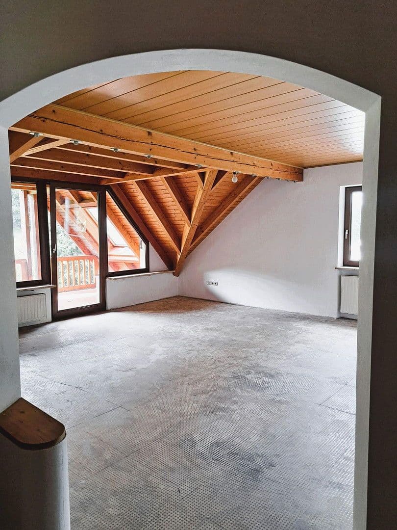 Prodej domu 235 m², pozemek 552 m², Wolfskehle, Kulmbach, Bavorsko Prodej domu 235 m², pozemek 552 m², Wolfskehle, Kulmbach, Bavorsko