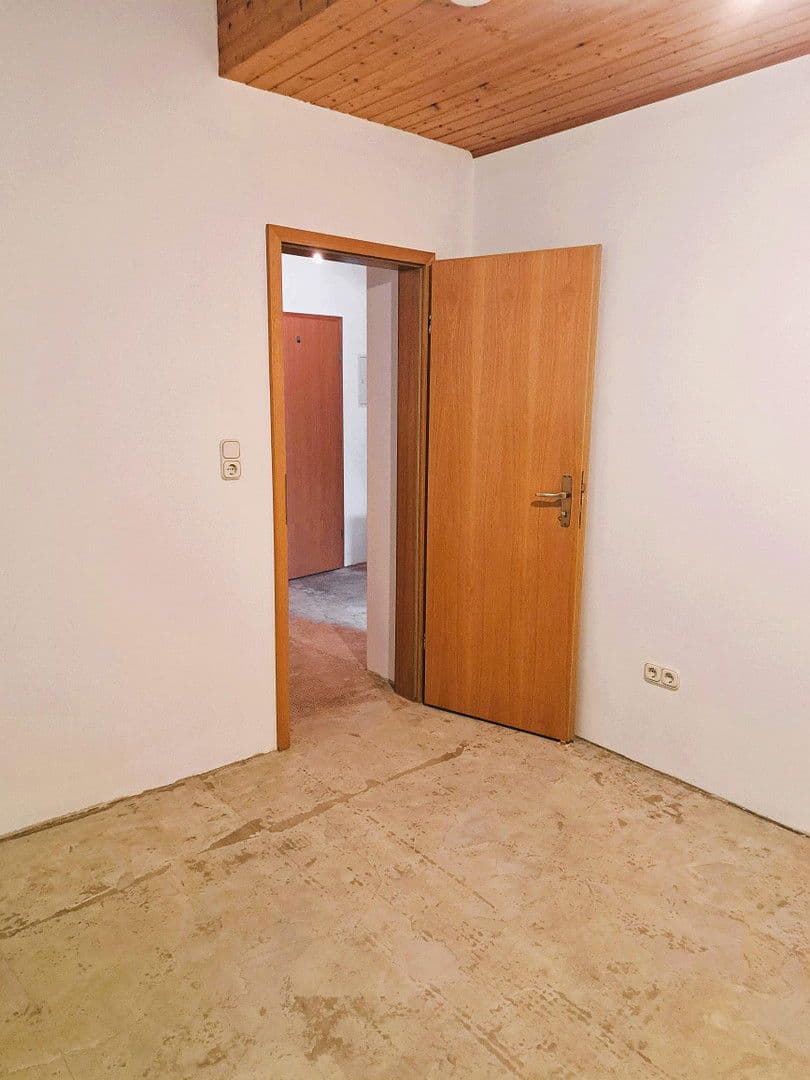 Prodej domu 235 m², pozemek 552 m², Wolfskehle, Kulmbach, Bavorsko Prodej domu 235 m², pozemek 552 m², Wolfskehle, Kulmbach, Bavorsko