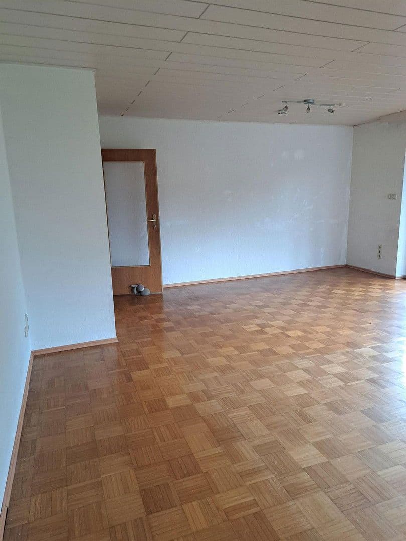 Prodej domu 235 m², pozemek 552 m², Wolfskehle, Kulmbach, Bavorsko Prodej domu 235 m², pozemek 552 m², Wolfskehle, Kulmbach, Bavorsko