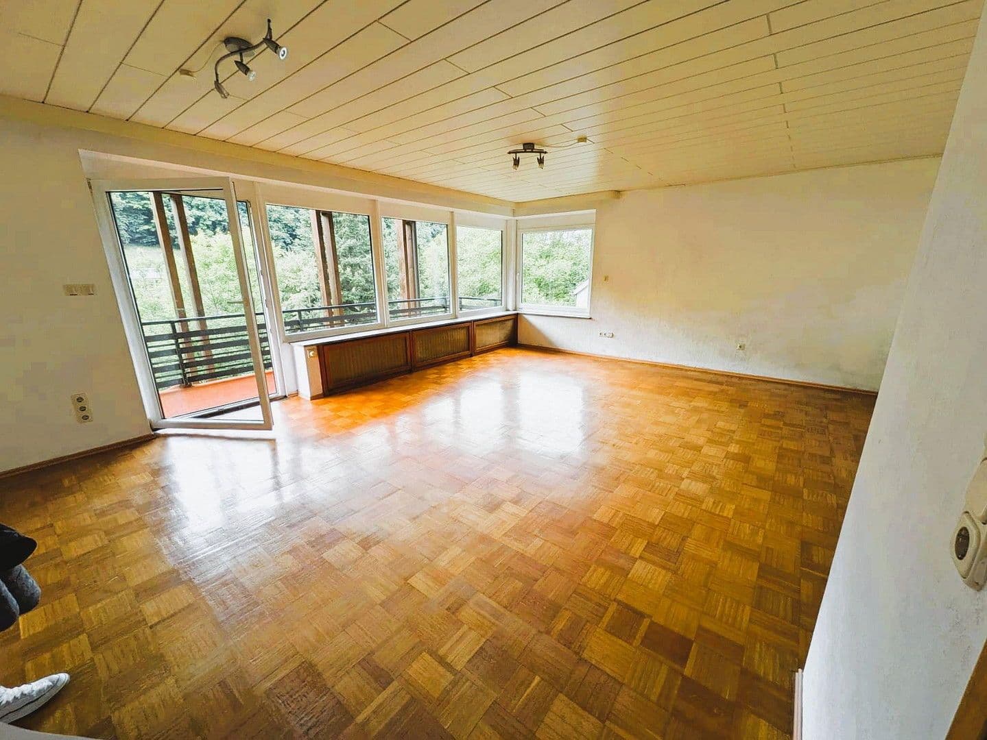 Prodej domu 235 m², pozemek 552 m², Wolfskehle, Kulmbach, Bavorsko Prodej domu 235 m², pozemek 552 m², Wolfskehle, Kulmbach, Bavorsko