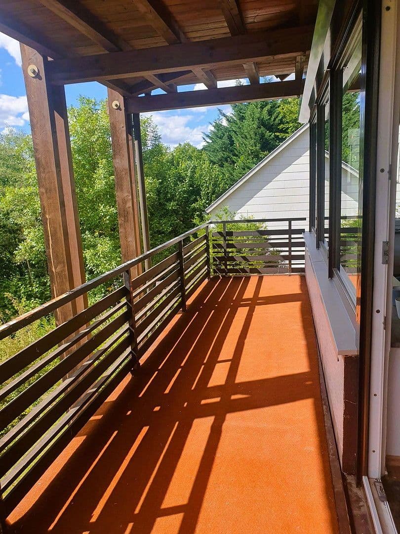 Prodej domu 235 m², pozemek 552 m², Wolfskehle, Kulmbach, Bavorsko Prodej domu 235 m², pozemek 552 m², Wolfskehle, Kulmbach, Bavorsko