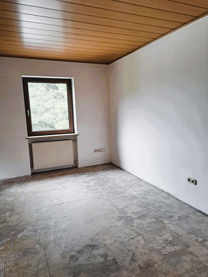 Prodej domu 235 m², pozemek 552 m², Wolfskehle, Kulmbach, Bavorsko Prodej domu 235 m², pozemek 552 m², Wolfskehle, Kulmbach, Bavorsko