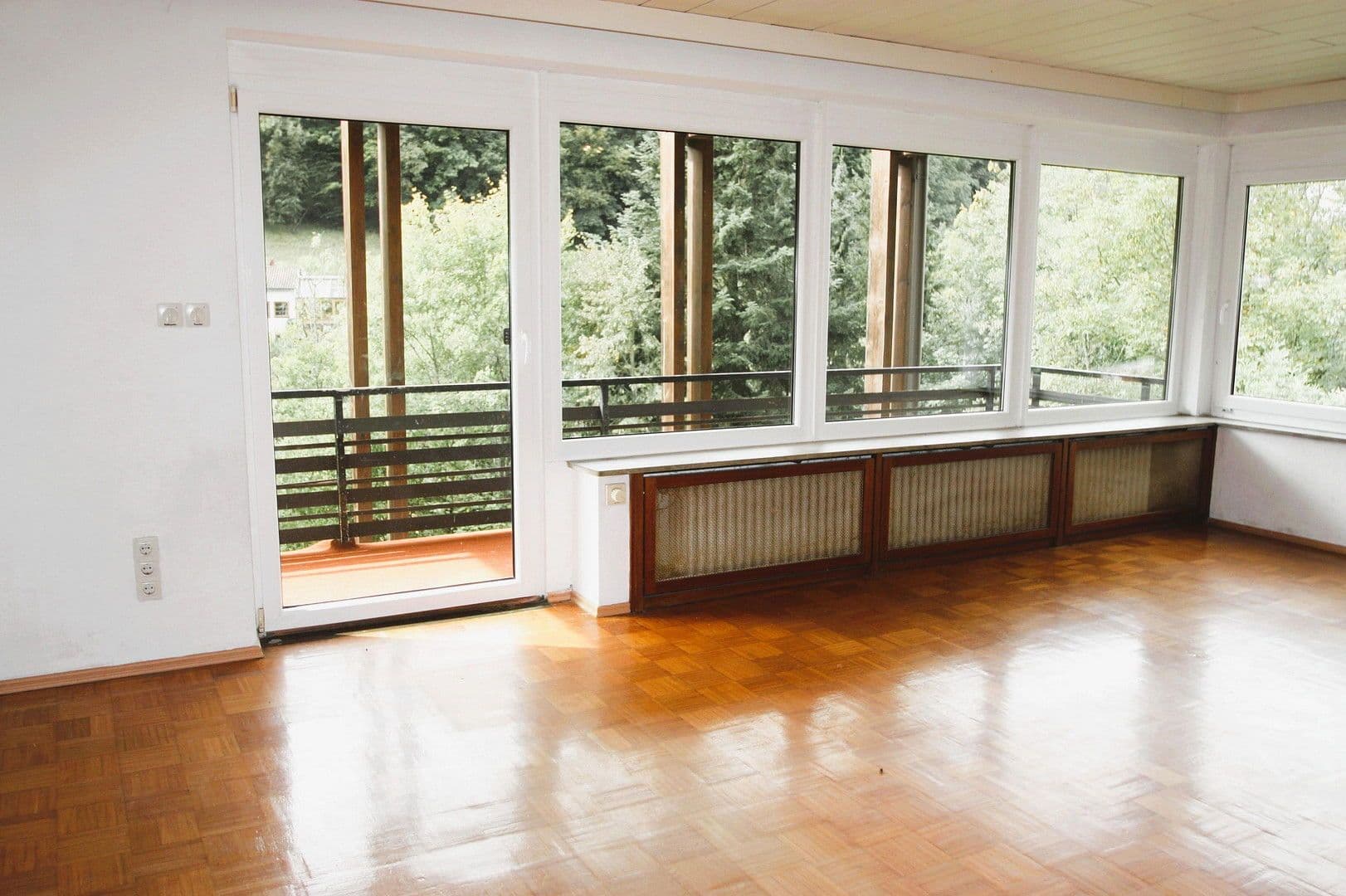 Prodej domu 235 m², pozemek 552 m², Wolfskehle, Kulmbach, Bavorsko Prodej domu 235 m², pozemek 552 m², Wolfskehle, Kulmbach, Bavorsko