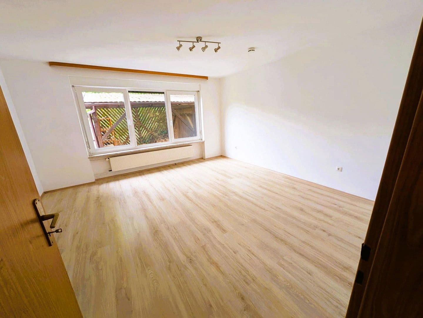 Prodej domu 235 m², pozemek 552 m², Wolfskehle, Kulmbach, Bavorsko Prodej domu 235 m², pozemek 552 m², Wolfskehle, Kulmbach, Bavorsko