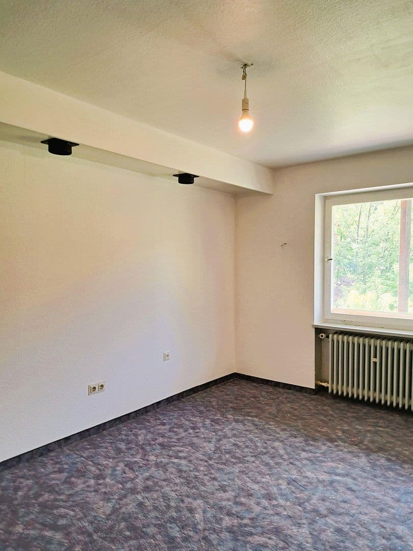 Prodej domu 235 m², pozemek 552 m², Wolfskehle, Kulmbach, Bavorsko Prodej domu 235 m², pozemek 552 m², Wolfskehle, Kulmbach, Bavorsko