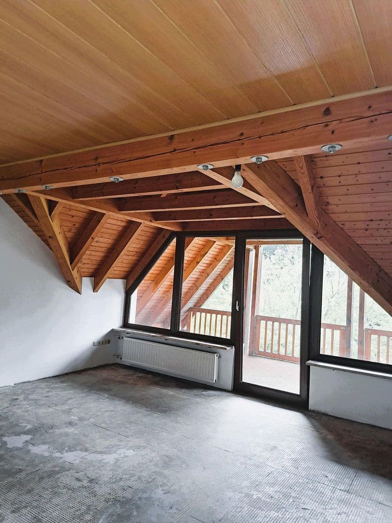 Prodej domu 235 m², pozemek 552 m², Wolfskehle, Kulmbach, Bavorsko Prodej domu 235 m², pozemek 552 m², Wolfskehle, Kulmbach, Bavorsko