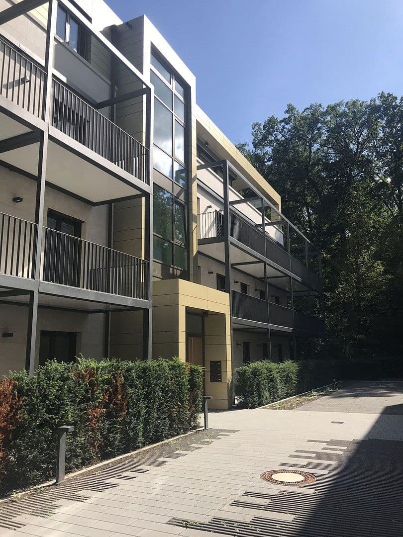 Pronájem bytu 4+1 146 m², Buchschlager Allee 29-33, Dreieich, Hessen Pronájem bytu 4+1 146 m², Buchschlager Allee 29-33, Dreieich, Hessen