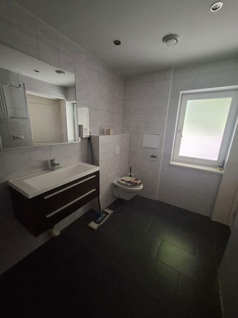 Pronájem bytu 3+1 131 m², Alte Blankenburger Str. 3, Thale, Sasko-Anhaltsko Pronájem bytu 3+1 131 m², Alte Blankenburger Str. 3, Thale, Sasko-Anhaltsko