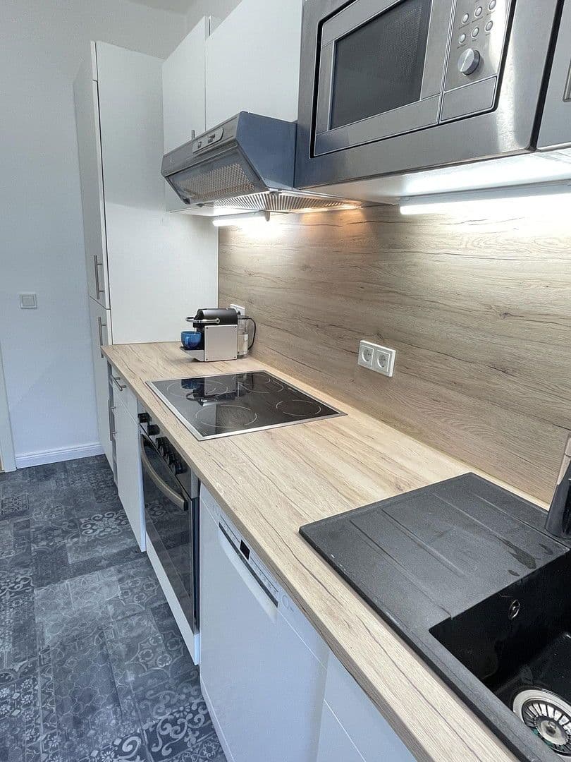 Pronájem bytu 3+1 62 m², Langer Weg 7, Magdeburg, Sasko-Anhaltsko Pronájem bytu 3+1 62 m², Langer Weg 7, Magdeburg, Sasko-Anhaltsko