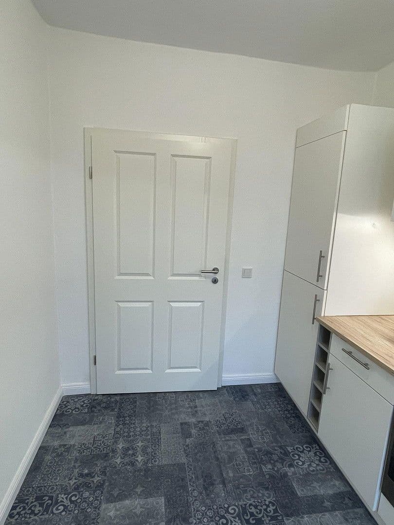 Pronájem bytu 3+1 62 m², Langer Weg 7, Magdeburg, Sasko-Anhaltsko Pronájem bytu 3+1 62 m², Langer Weg 7, Magdeburg, Sasko-Anhaltsko