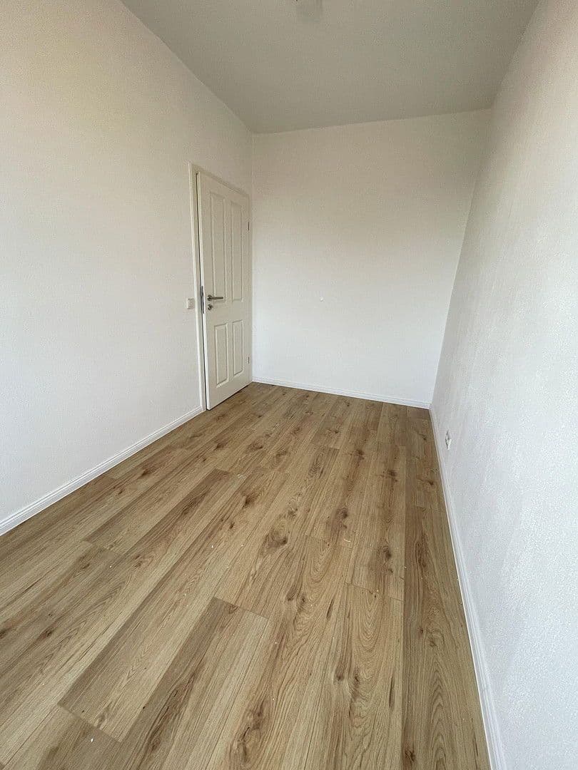 Pronájem bytu 3+1 62 m², Langer Weg 7, Magdeburg, Sasko-Anhaltsko Pronájem bytu 3+1 62 m², Langer Weg 7, Magdeburg, Sasko-Anhaltsko