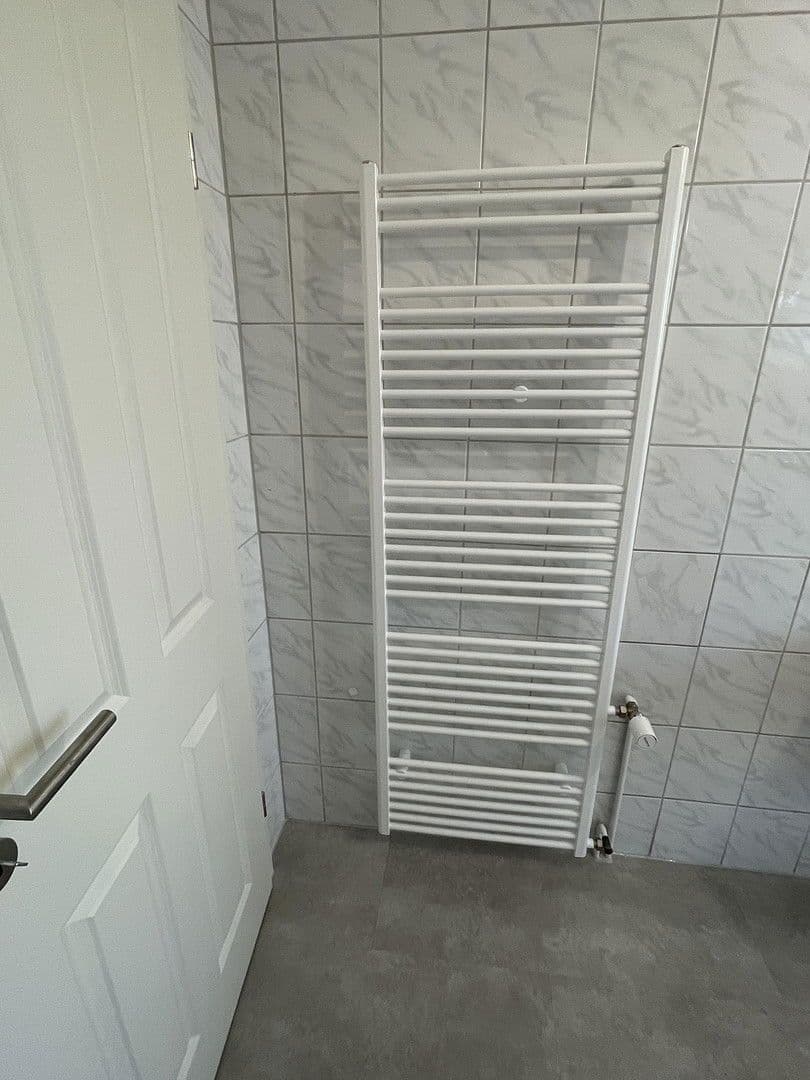 Pronájem bytu 3+1 62 m², Langer Weg 7, Magdeburg, Sasko-Anhaltsko Pronájem bytu 3+1 62 m², Langer Weg 7, Magdeburg, Sasko-Anhaltsko