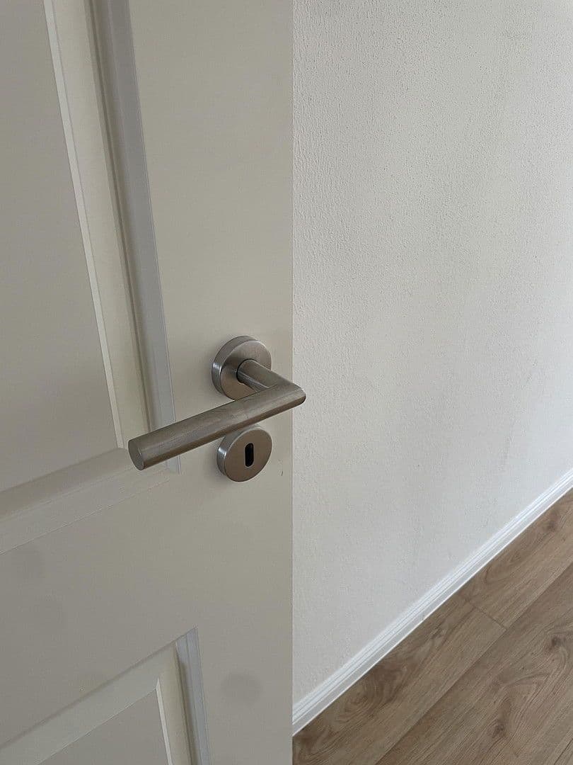 Pronájem bytu 3+1 62 m², Langer Weg 7, Magdeburg, Sasko-Anhaltsko Pronájem bytu 3+1 62 m², Langer Weg 7, Magdeburg, Sasko-Anhaltsko