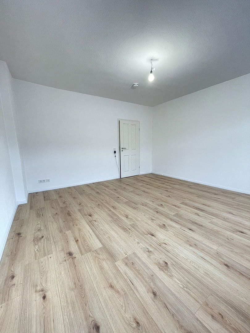 Pronájem bytu 3+1 62 m², Langer Weg 7, Magdeburg, Sasko-Anhaltsko Pronájem bytu 3+1 62 m², Langer Weg 7, Magdeburg, Sasko-Anhaltsko