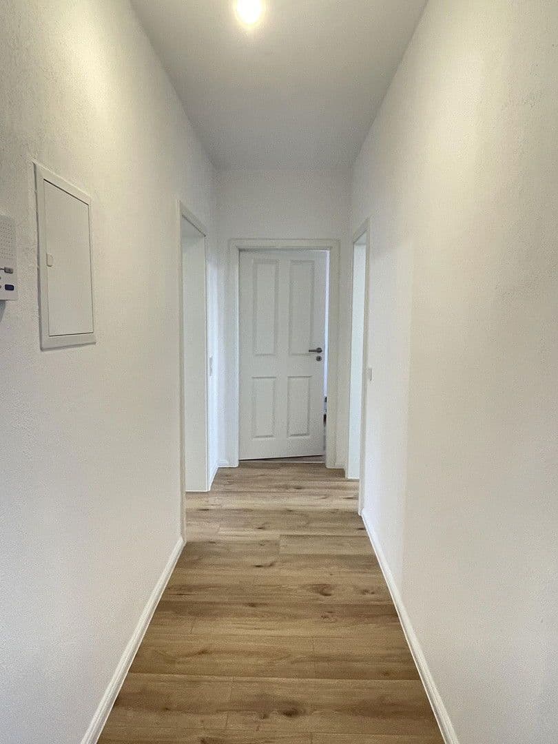 Pronájem bytu 3+1 62 m², Langer Weg 7, Magdeburg, Sasko-Anhaltsko Pronájem bytu 3+1 62 m², Langer Weg 7, Magdeburg, Sasko-Anhaltsko