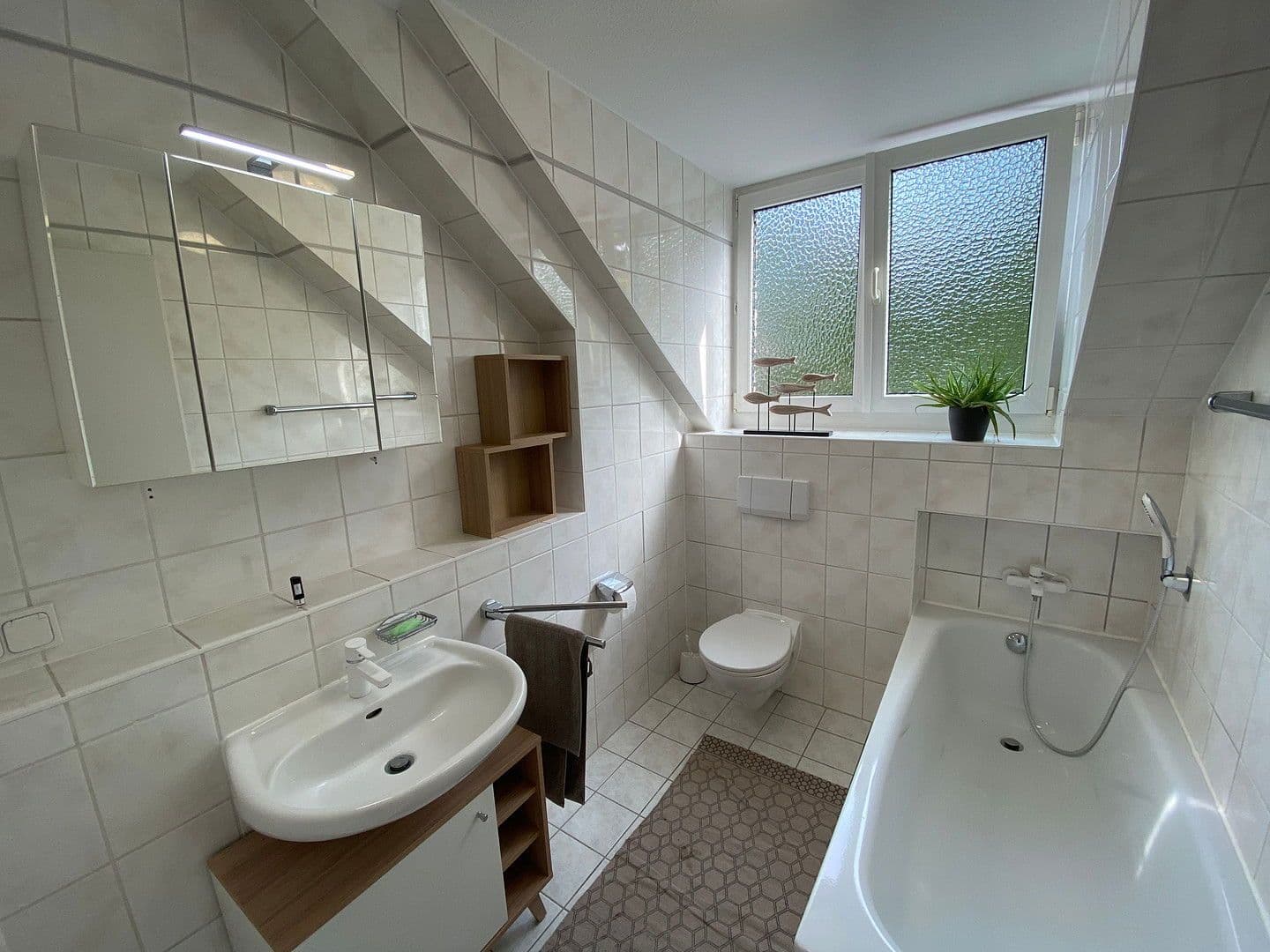 Prodej domu 357 m², pozemek 573 m², Falkensee, Braniborsko Prodej domu 357 m², pozemek 573 m², Falkensee, Braniborsko