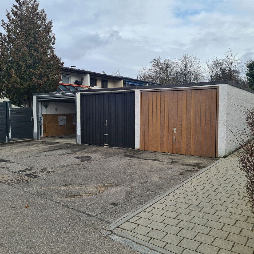 Prodej domu 90 m², pozemek 197 m², Hauffstraße 48/1, Pfullingen, Bádensko-Württembersko Prodej domu 90 m², pozemek 197 m², Hauffstraße 48/1, Pfullingen, Bádensko-Württembersko