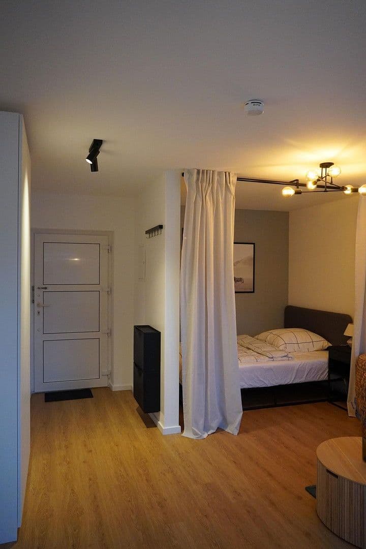 Pronájem bytu 1+1 29 m², Schanzstr. 63, Reutlingen, Bádensko-Württembersko Pronájem bytu 1+1 29 m², Schanzstr. 63, Reutlingen, Bádensko-Württembersko