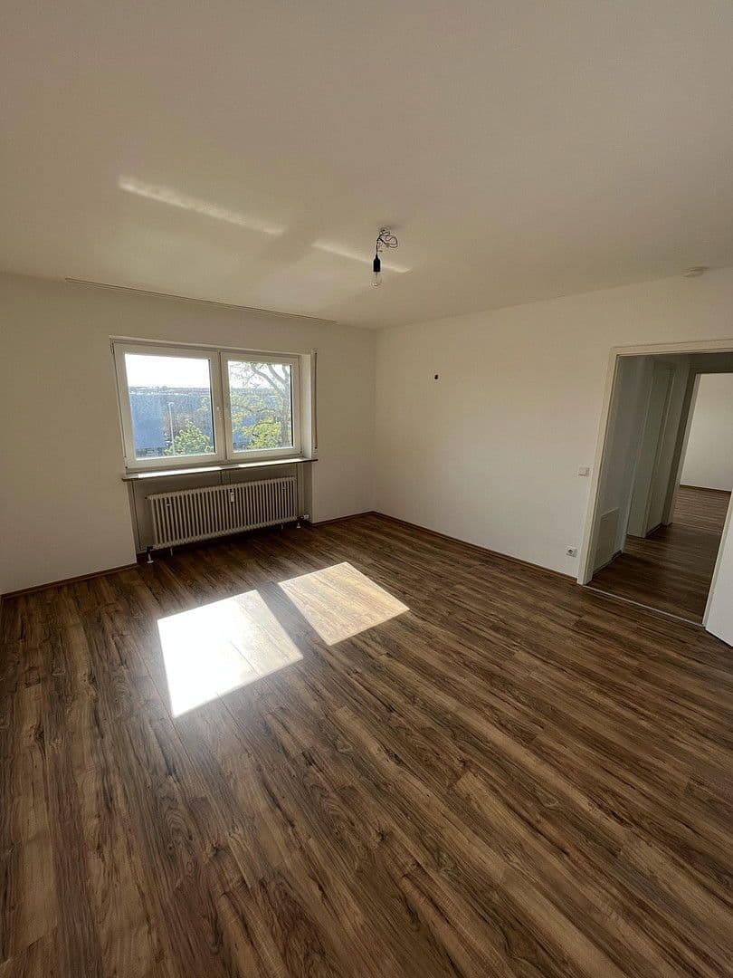 Pronájem bytu 3+kk 90 m², Mozartstraße 69, Erlangen, Bavorsko Pronájem bytu 3+kk 90 m², Mozartstraße 69, Erlangen, Bavorsko