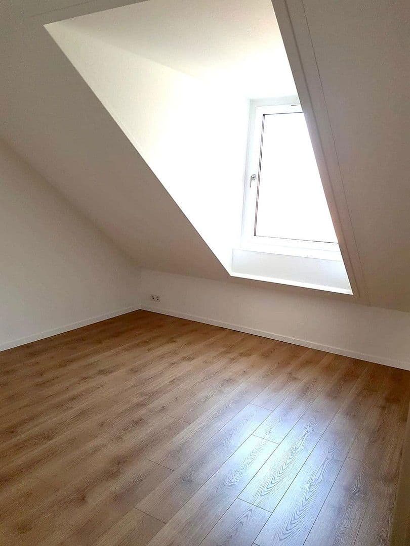Pronájem domu 145 m², pozemek 483 m², Heimstraße, Alsdorf, Severní Porýní-Vestfálsko Pronájem domu 145 m², pozemek 483 m², Heimstraße, Alsdorf, Severní Porýní-Vestfálsko