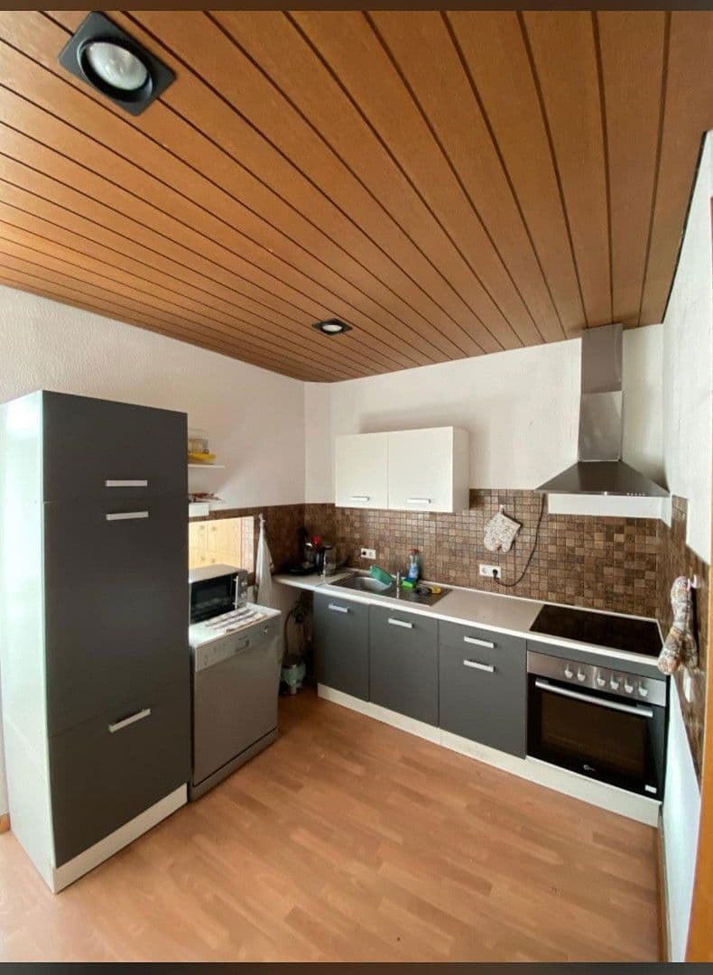 Pronájem bytu 20 m², Stuttgart, Bádensko-Württembersko Pronájem bytu 20 m², Stuttgart, Bádensko-Württembersko