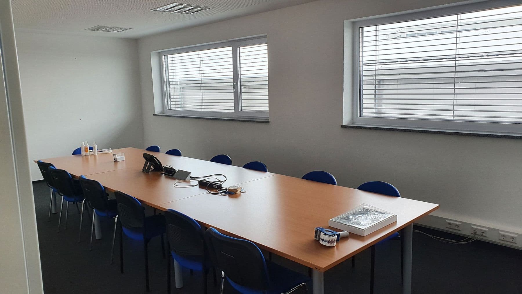 Pronájem kanceláře 345 m², Pfaffenweg 22, Neu-Ulm, Bavorsko Pronájem kanceláře 345 m², Pfaffenweg 22, Neu-Ulm, Bavorsko